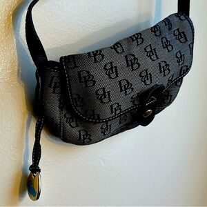 Vintage Dooney & Bourke bag